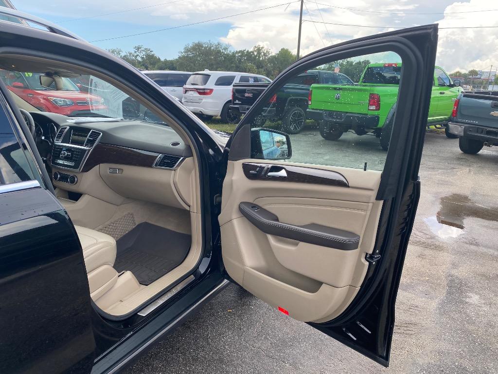 2013 Mercedes-Benz Ml-class - $8,995