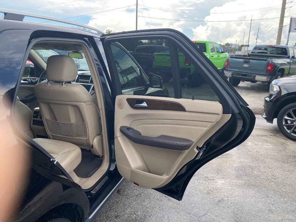 2013 Mercedes-Benz Ml-class - $8,995