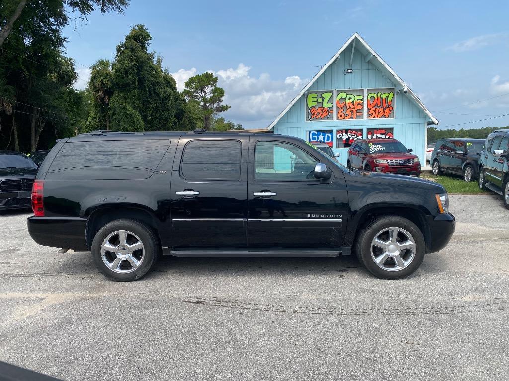 2013 Chevrolet Suburban - $14,995