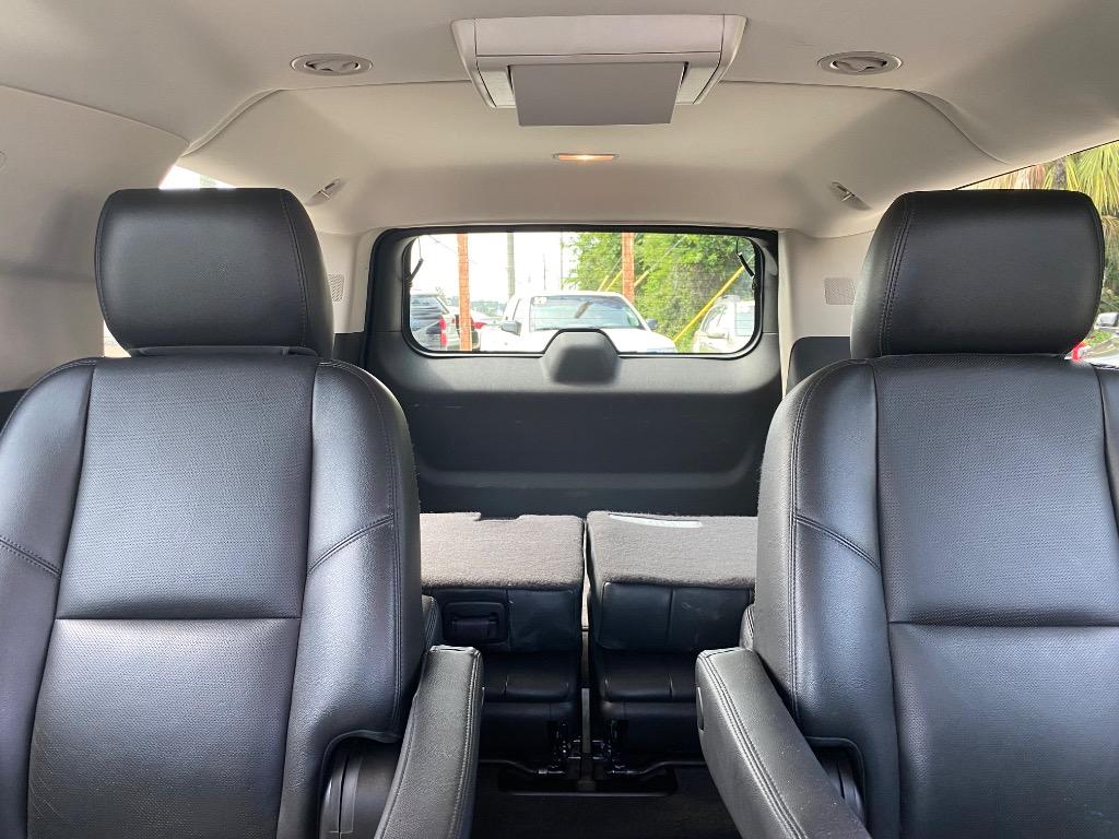 2013 Chevrolet Suburban - $14,995