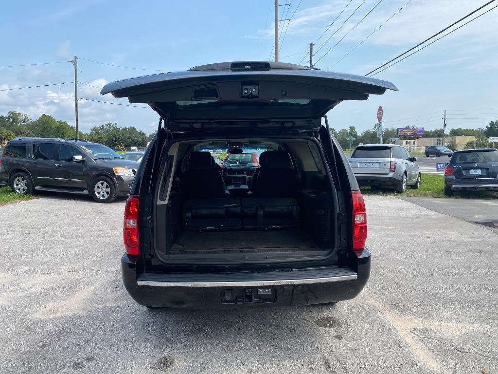 2013 Chevrolet Suburban - $14,995