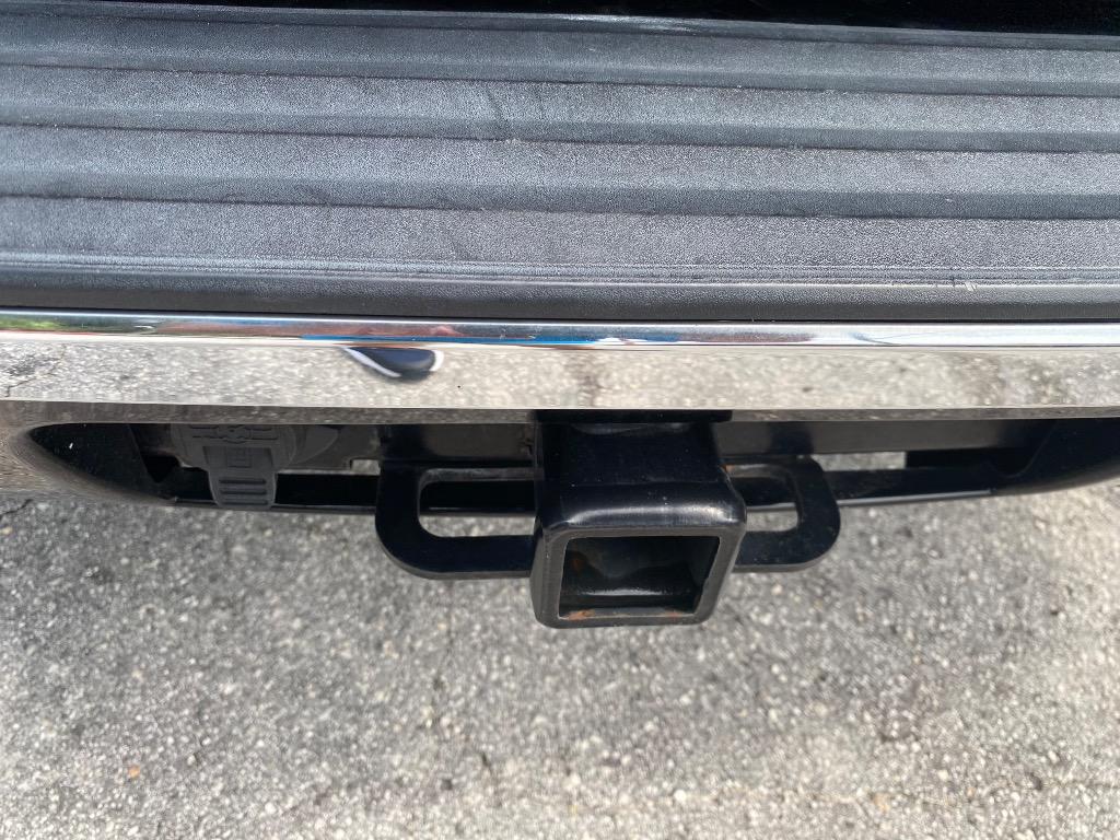 2013 Chevrolet Suburban - $14,995