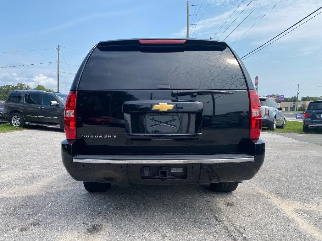 2013 Chevrolet Suburban - $14,995