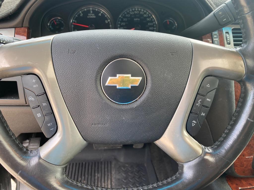 2013 Chevrolet Suburban - $14,995