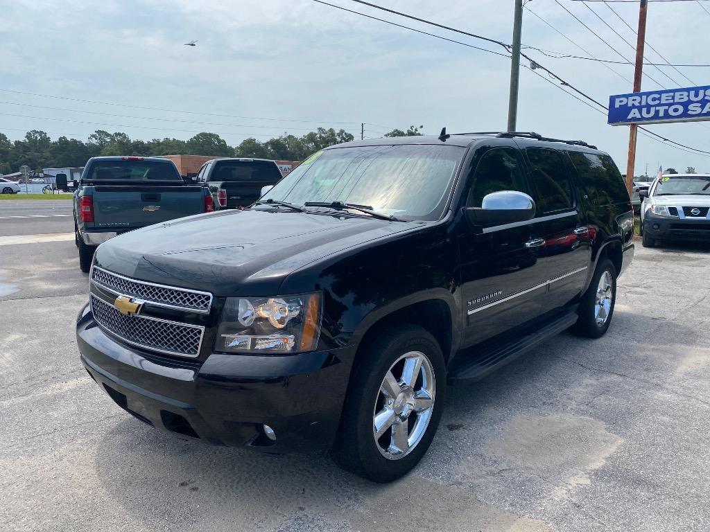 2013 Chevrolet Suburban - $14,995