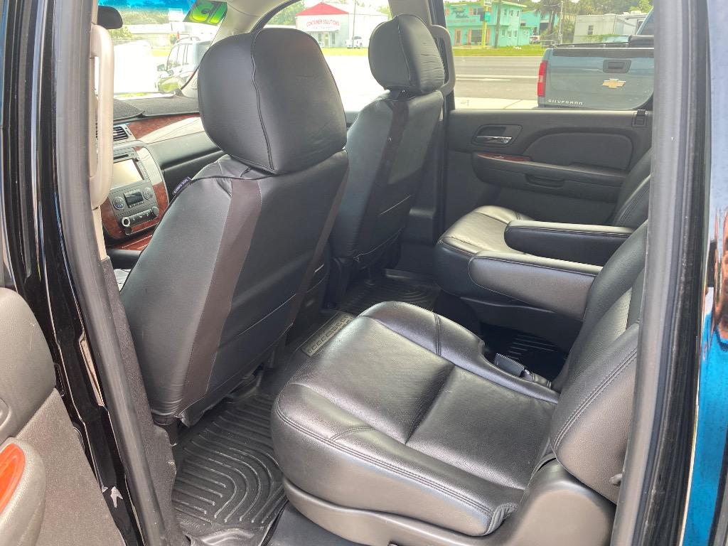 2013 Chevrolet Suburban - $14,995