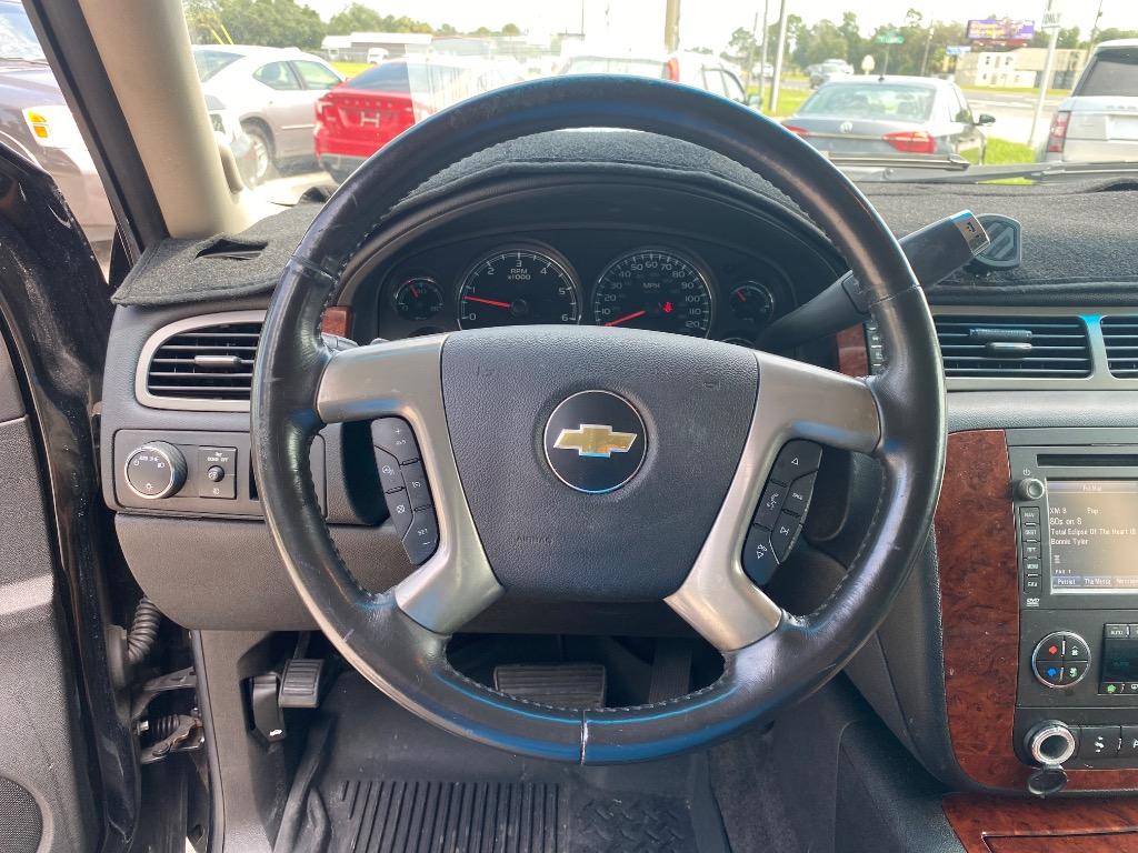 2013 Chevrolet Suburban - $14,995