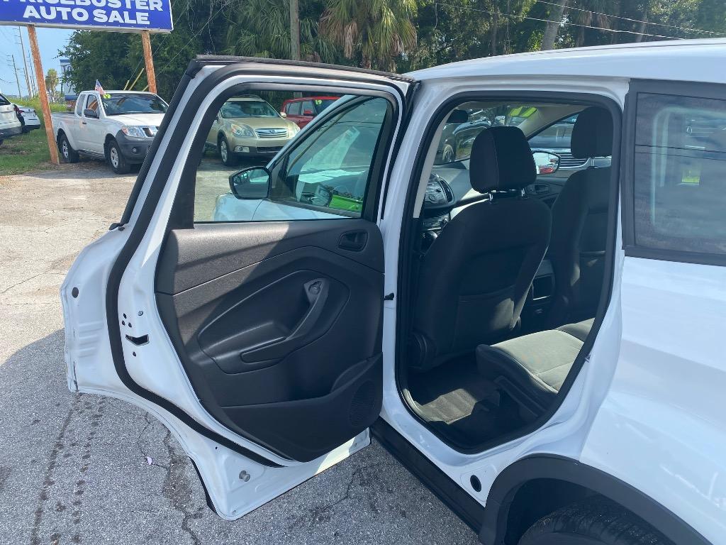 2017 Ford Escape - $6,995