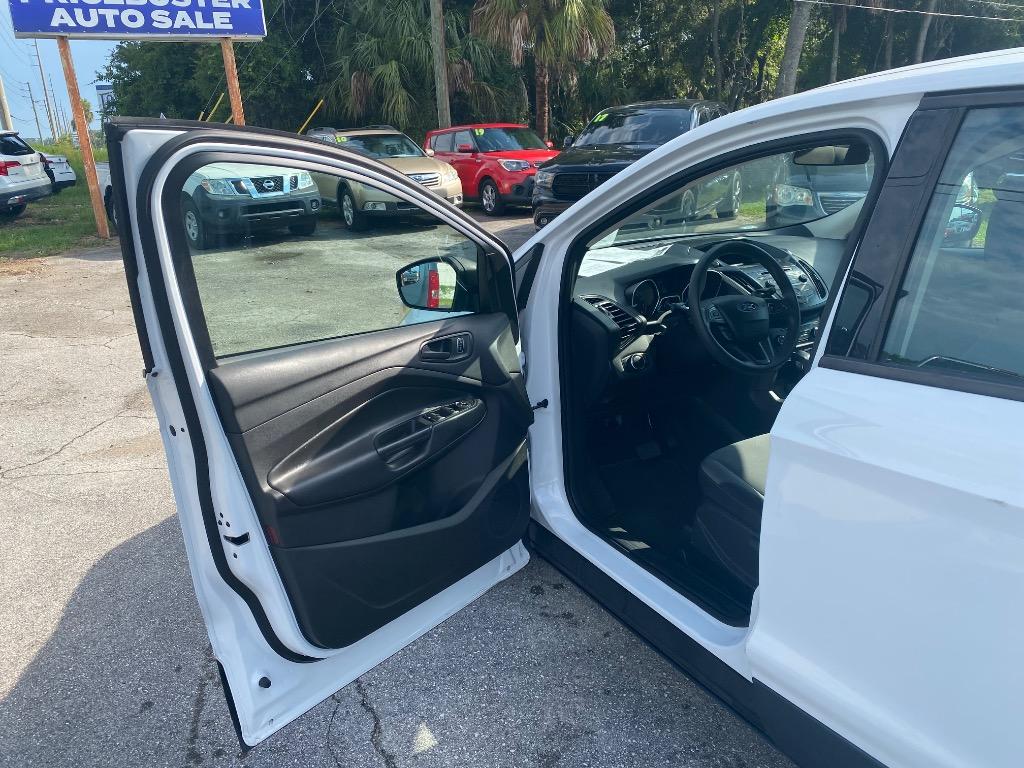 2017 Ford Escape - $6,995