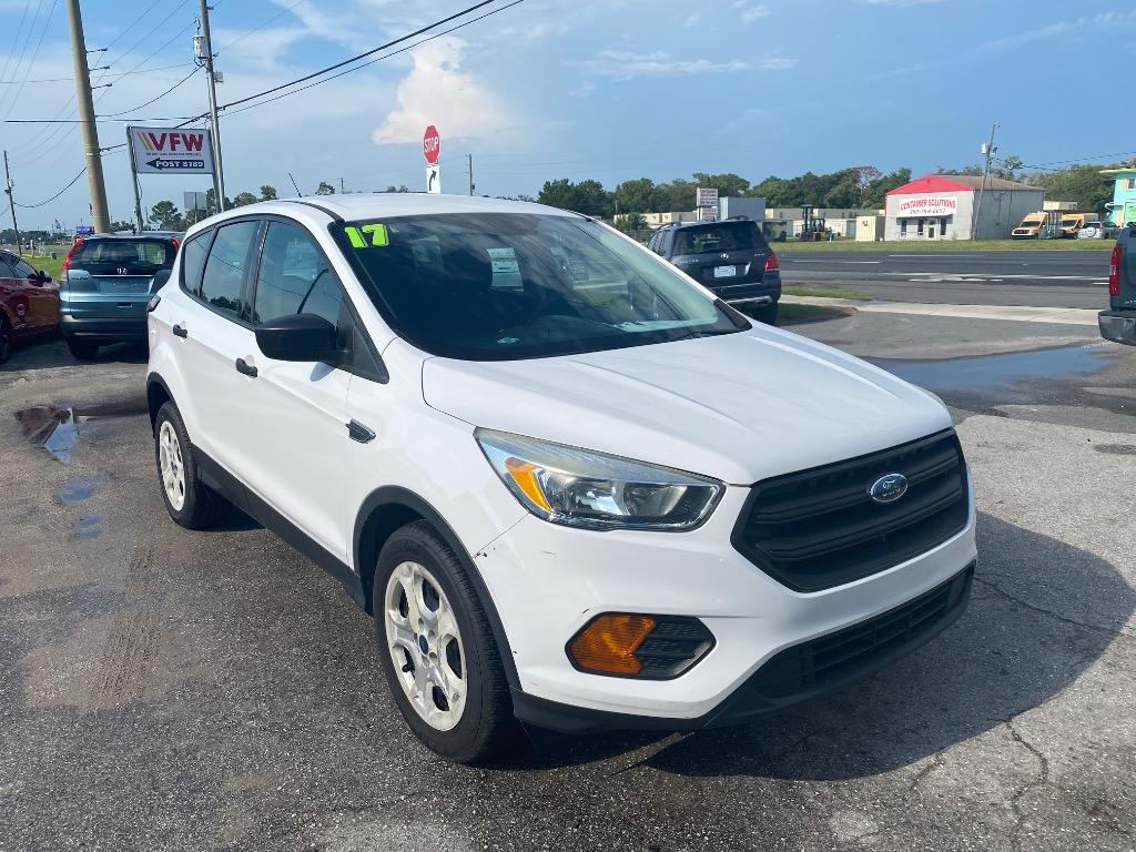 2017 Ford Escape - $6,995