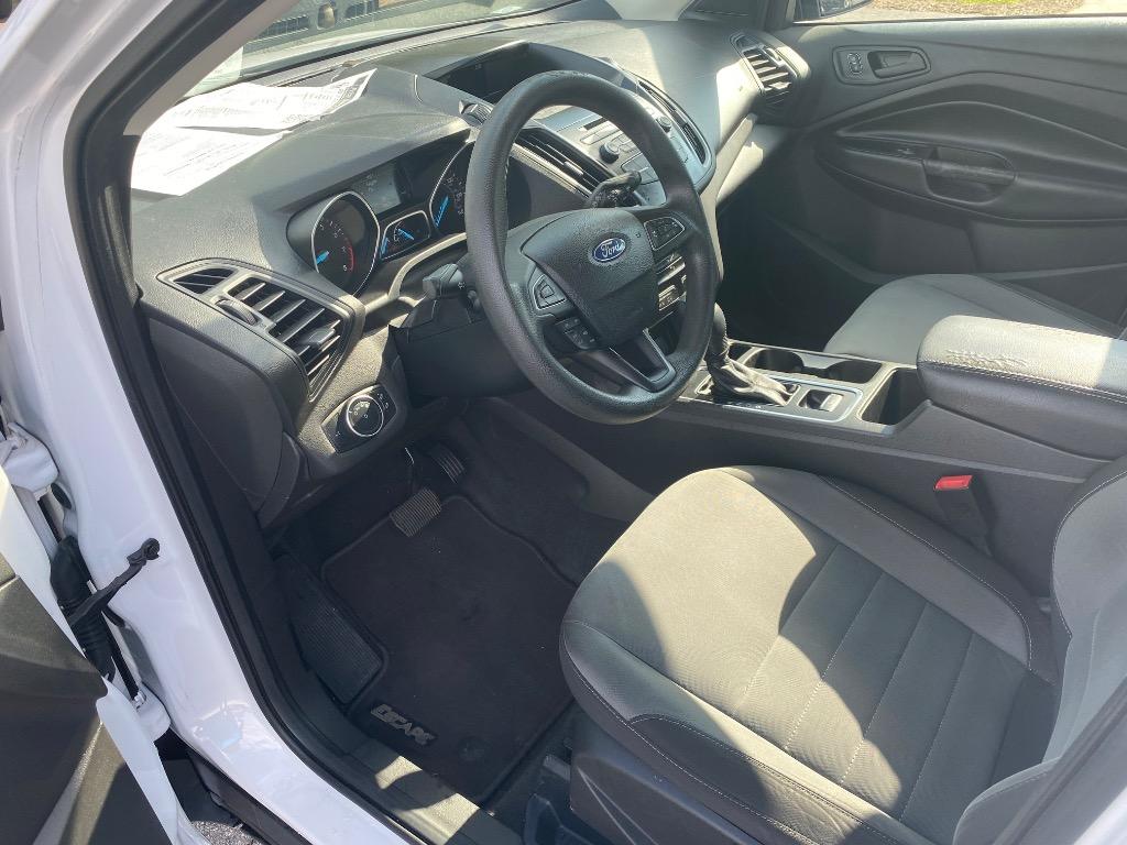 2017 Ford Escape - $6,995