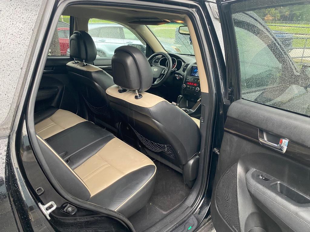 2011 Kia Sorento - $2,995