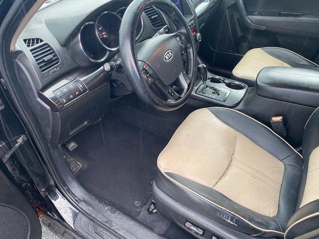 2011 Kia Sorento - $2,995