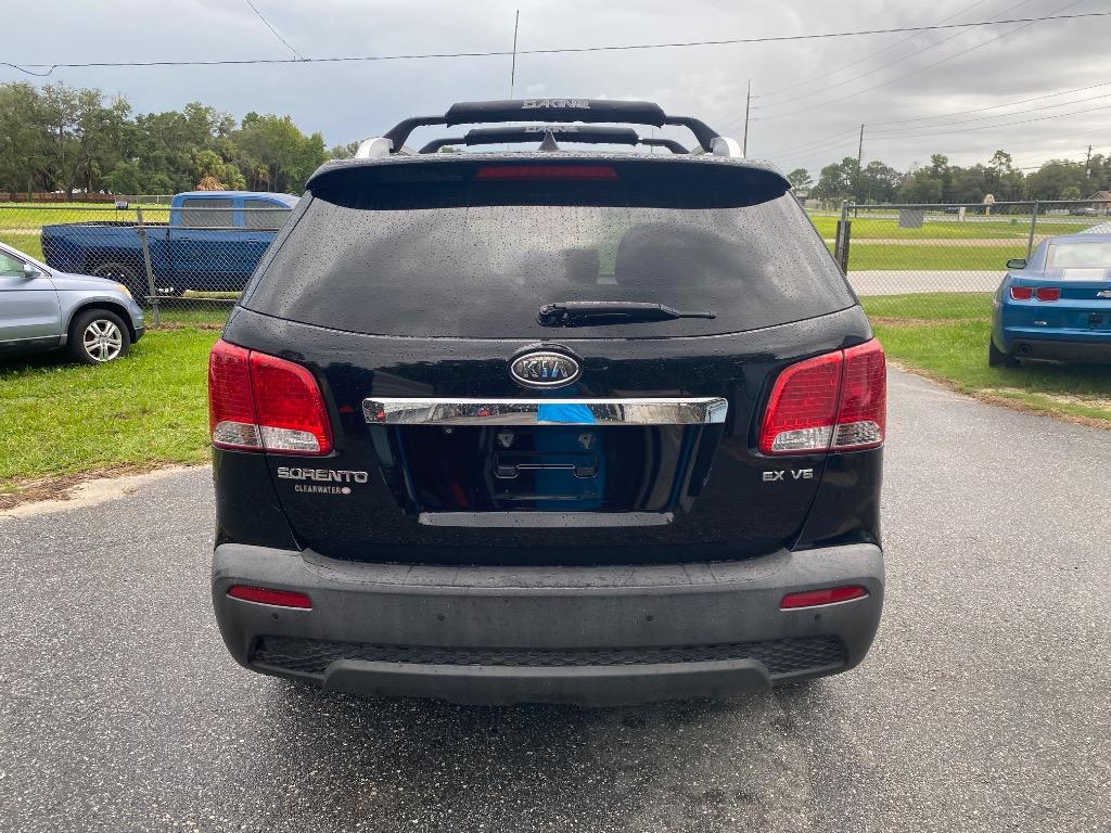 2011 Kia Sorento - $2,995