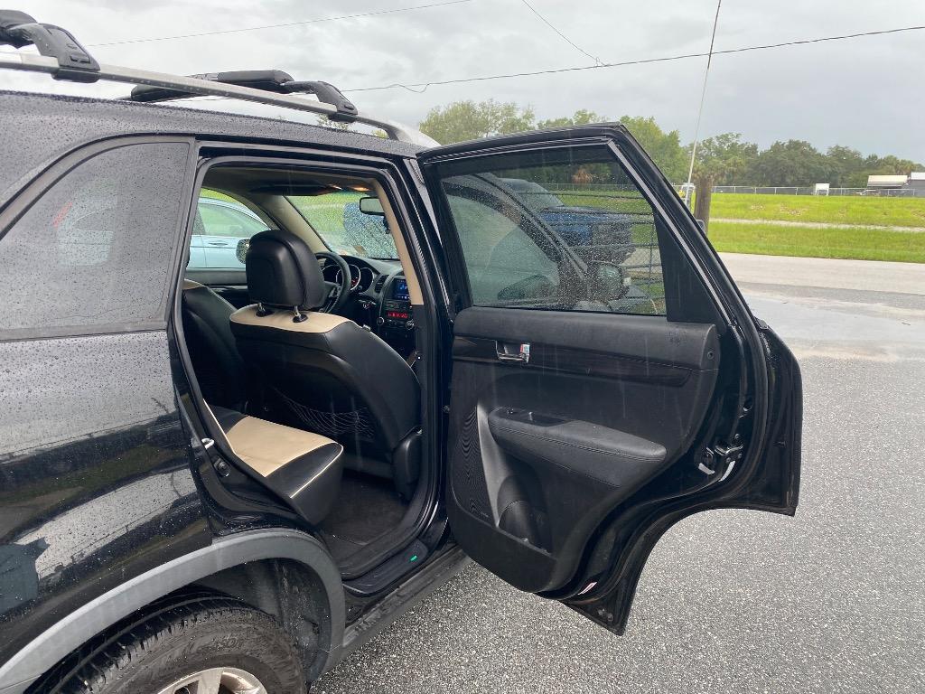 2011 Kia Sorento - $2,995