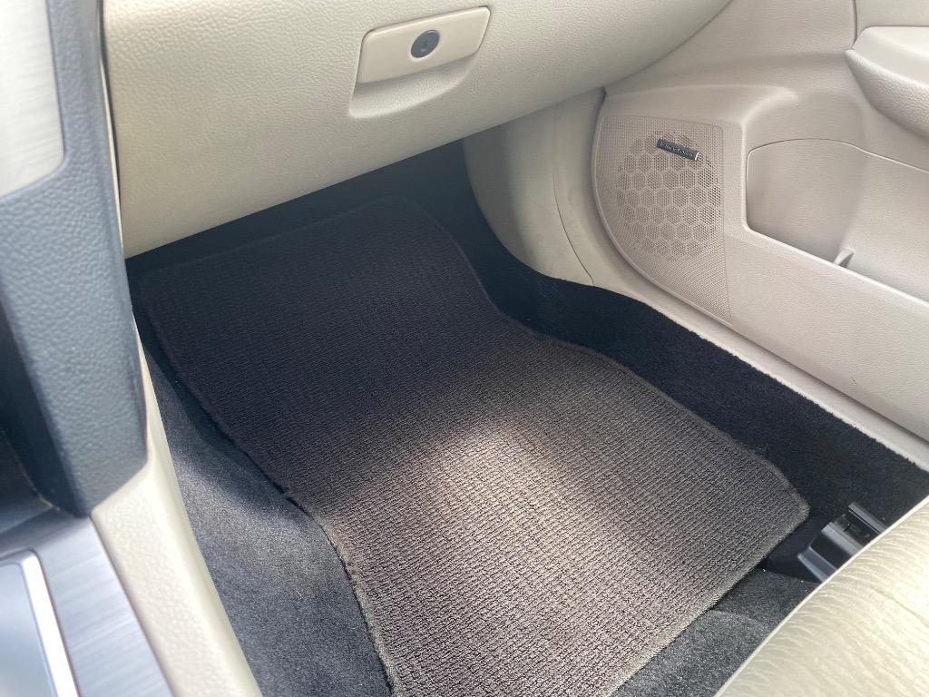 2010 Subaru Outback - $8,995