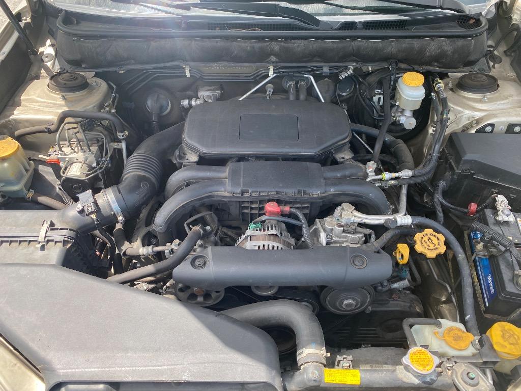 2010 Subaru Outback - $8,995