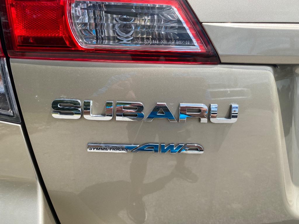 2010 Subaru Outback - $8,995