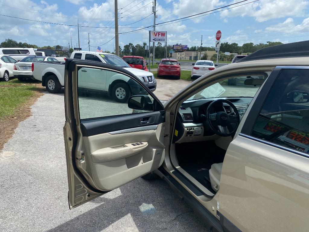 2010 Subaru Outback - $8,995