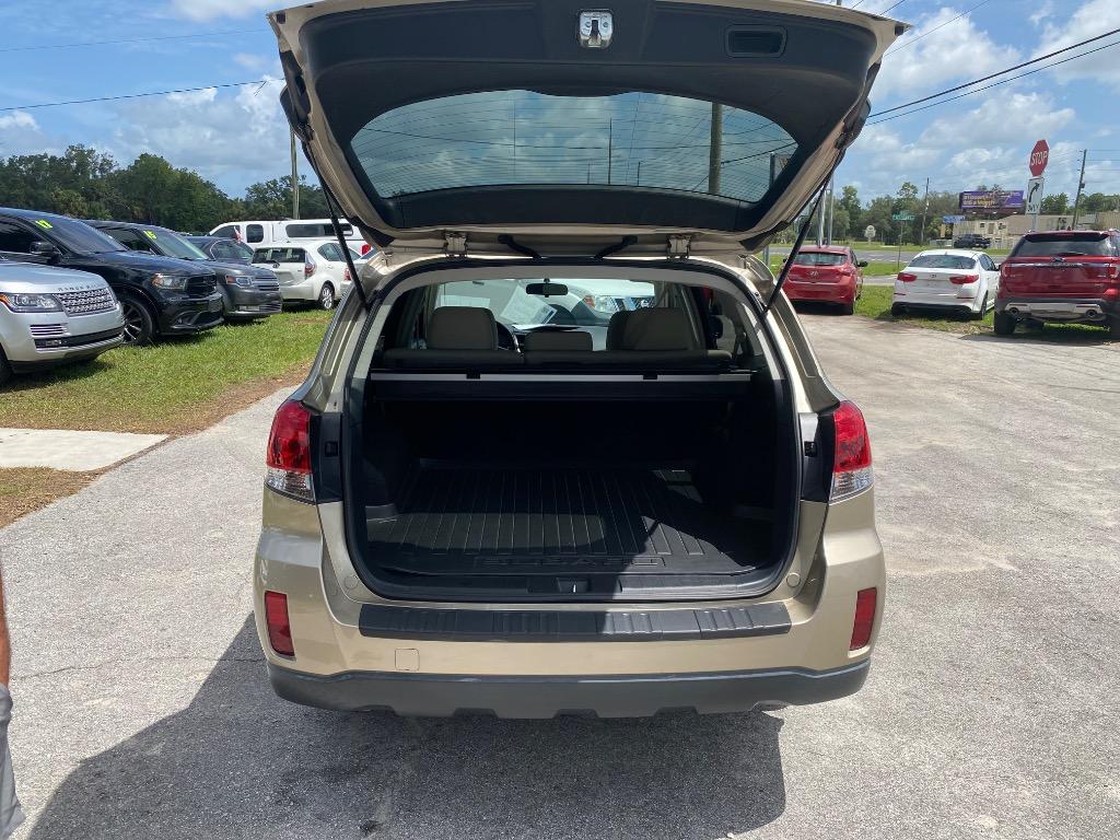 2010 Subaru Outback - $8,995