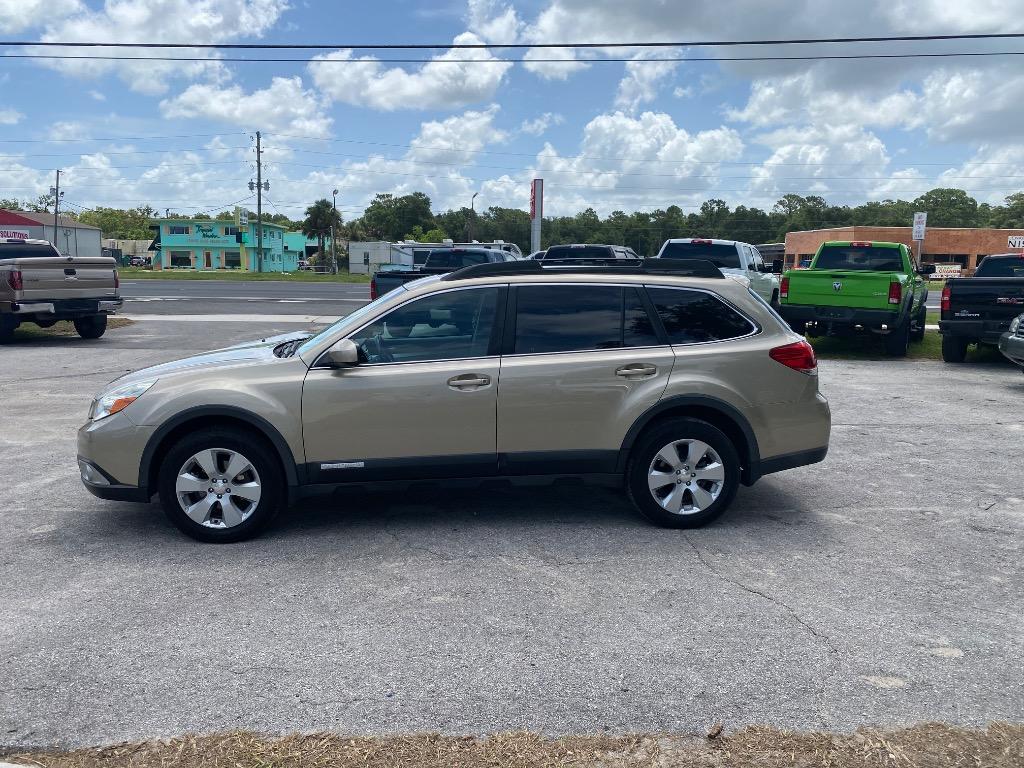 2010 Subaru Outback - $8,995