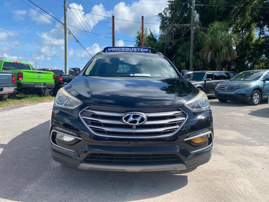 2017 Hyundai Santa Fe - $11,995