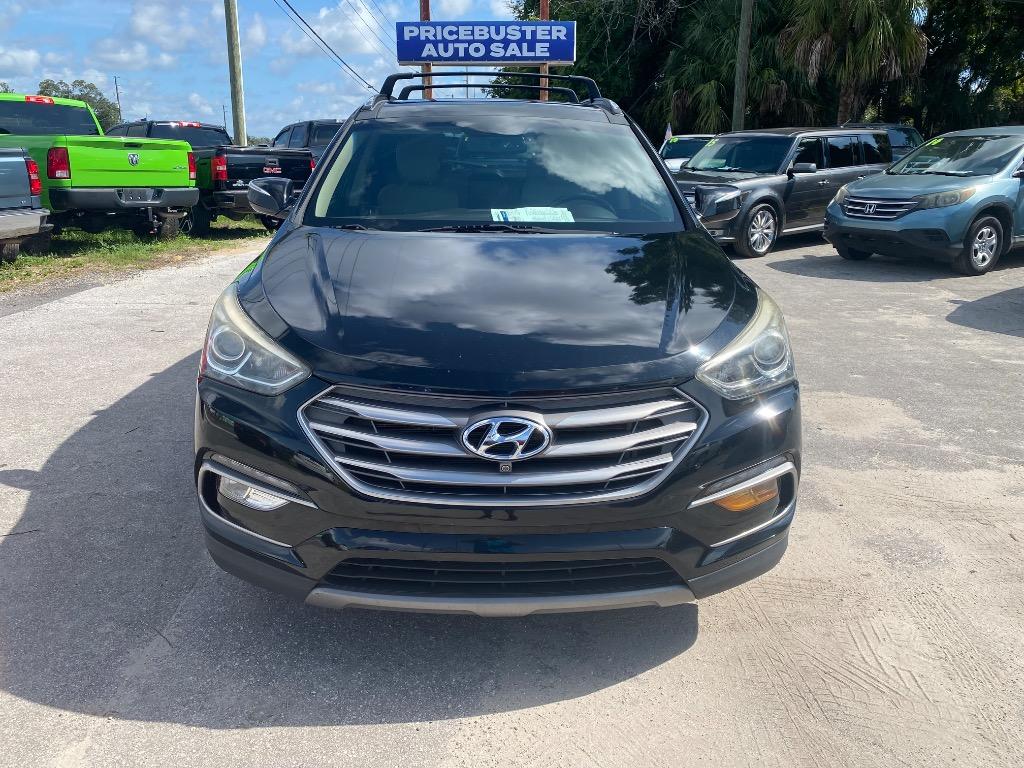 2017 Hyundai Santa Fe - $11,995