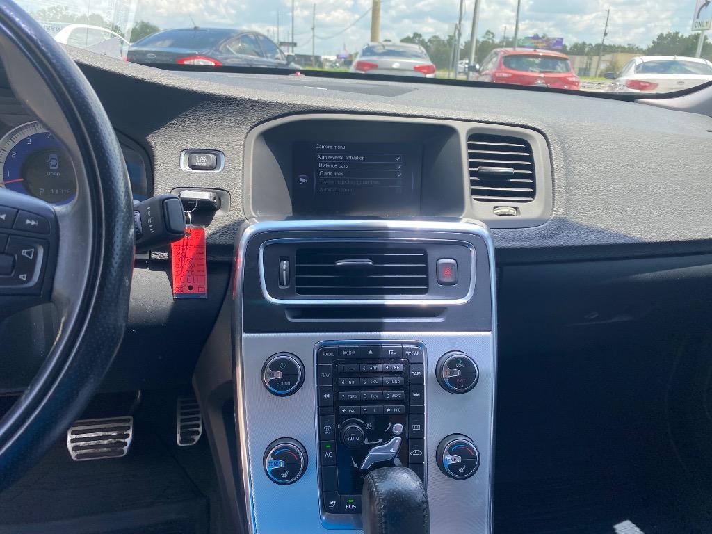 2012 Volvo S60 - $10,995