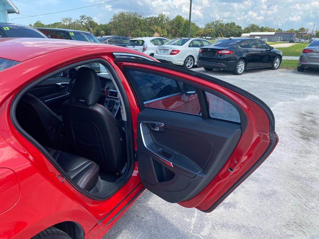 2012 Volvo S60 - $10,995