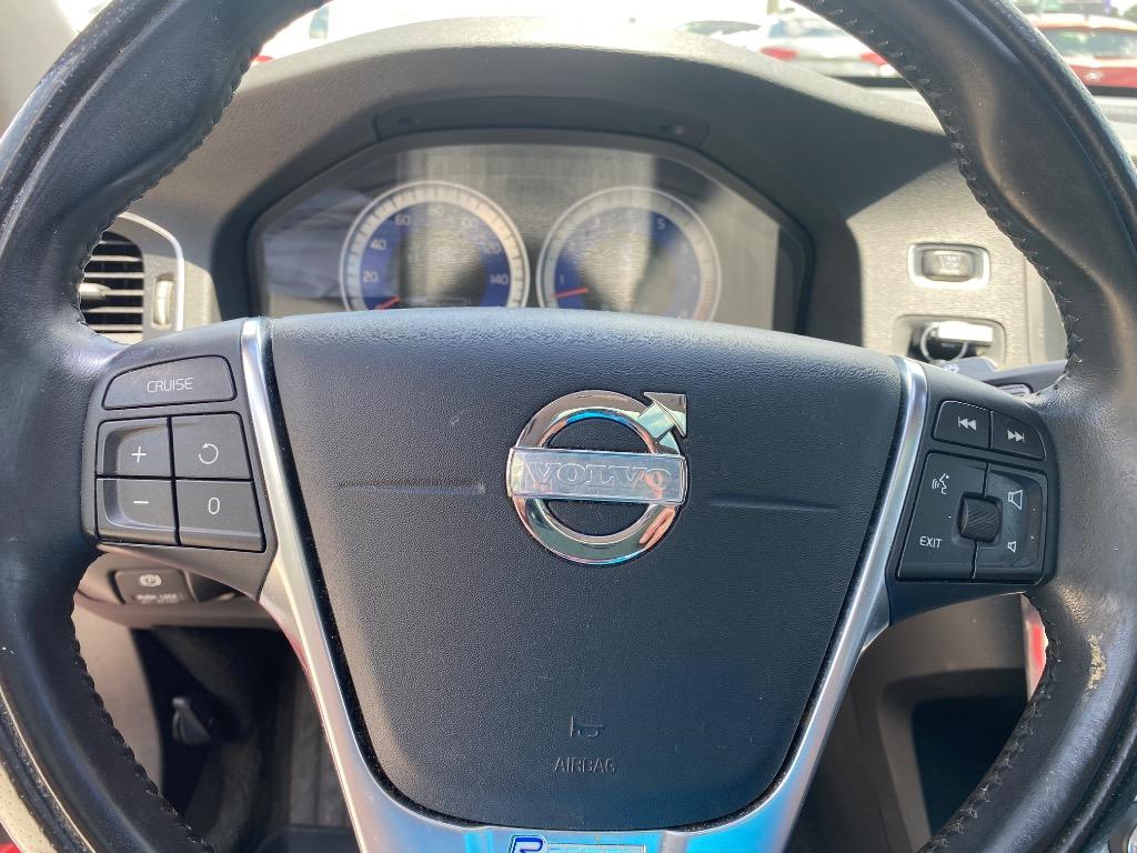 2012 Volvo S60 - $10,995