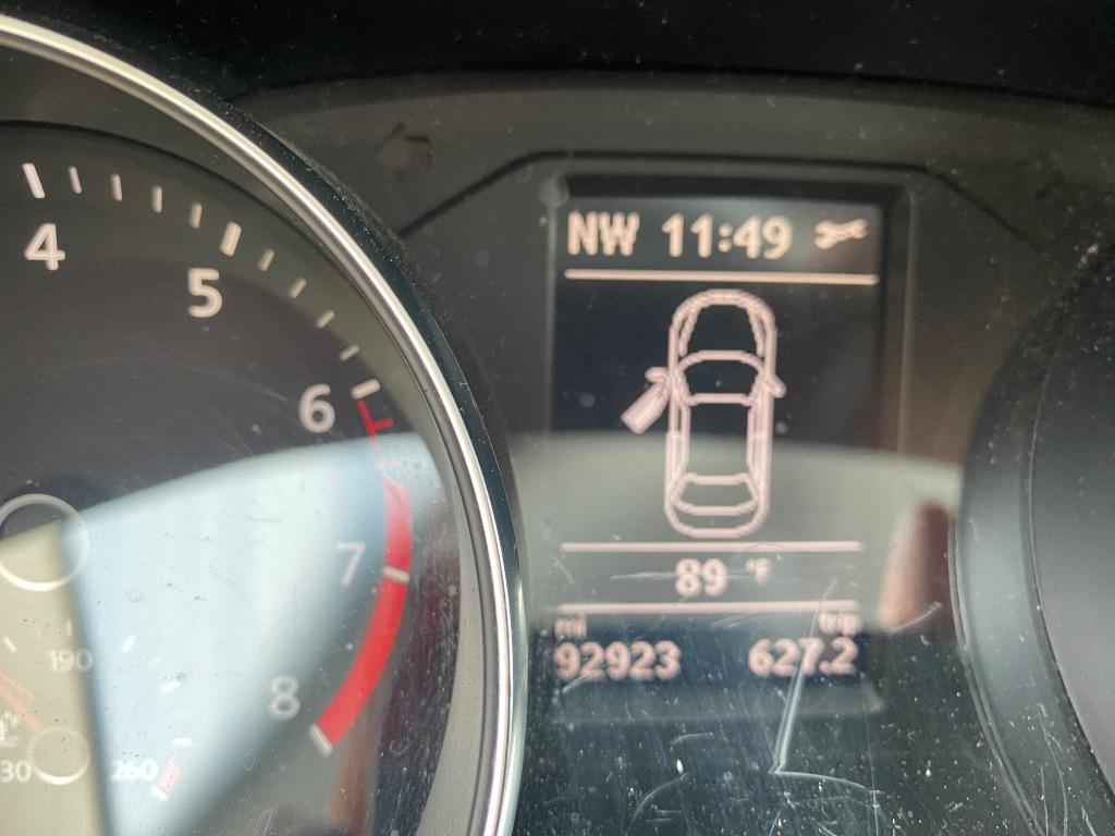 2017 Volkswagen Passat - $10,995