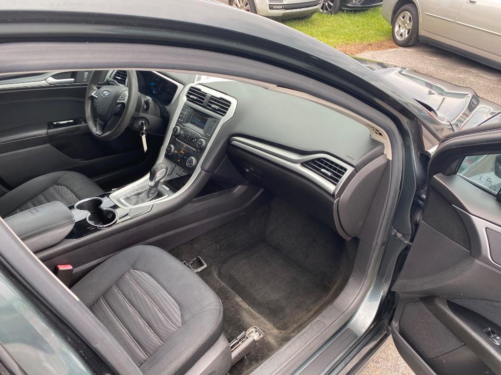2016 Ford Fusion - $7,995