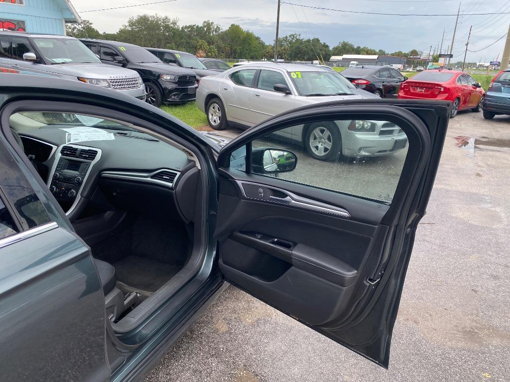 2016 Ford Fusion - $7,995