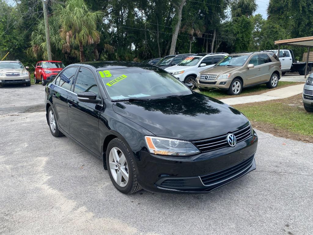 2013 Volkswagen Jetta - $8,995