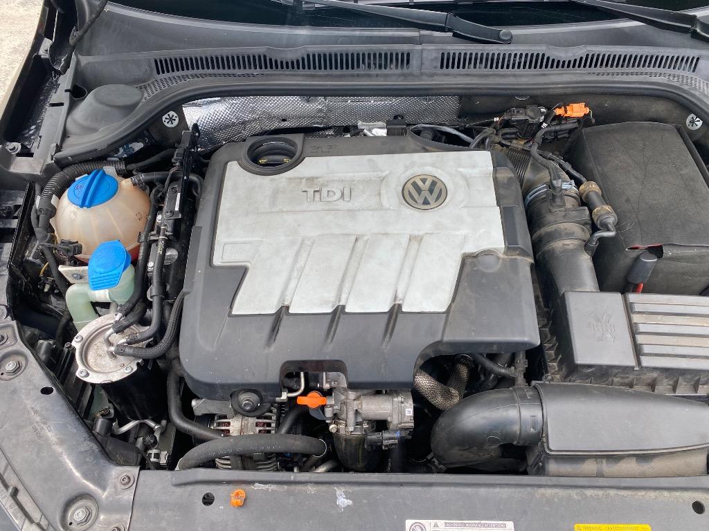 2013 Volkswagen Jetta - $8,995