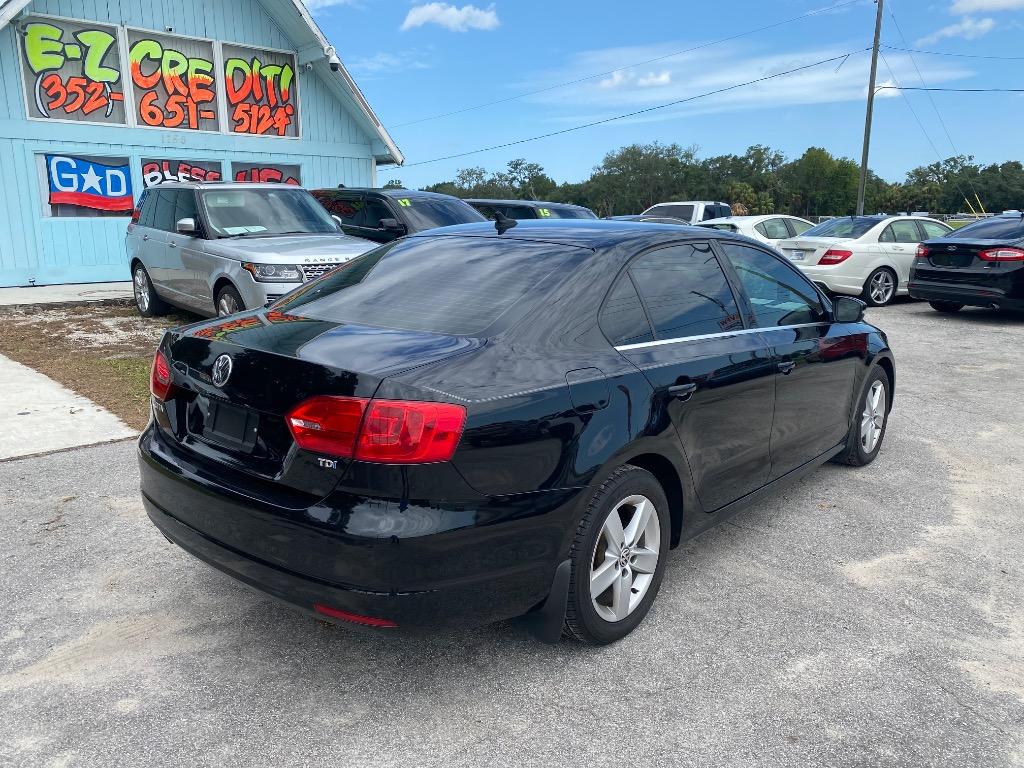 2013 Volkswagen Jetta - $8,995