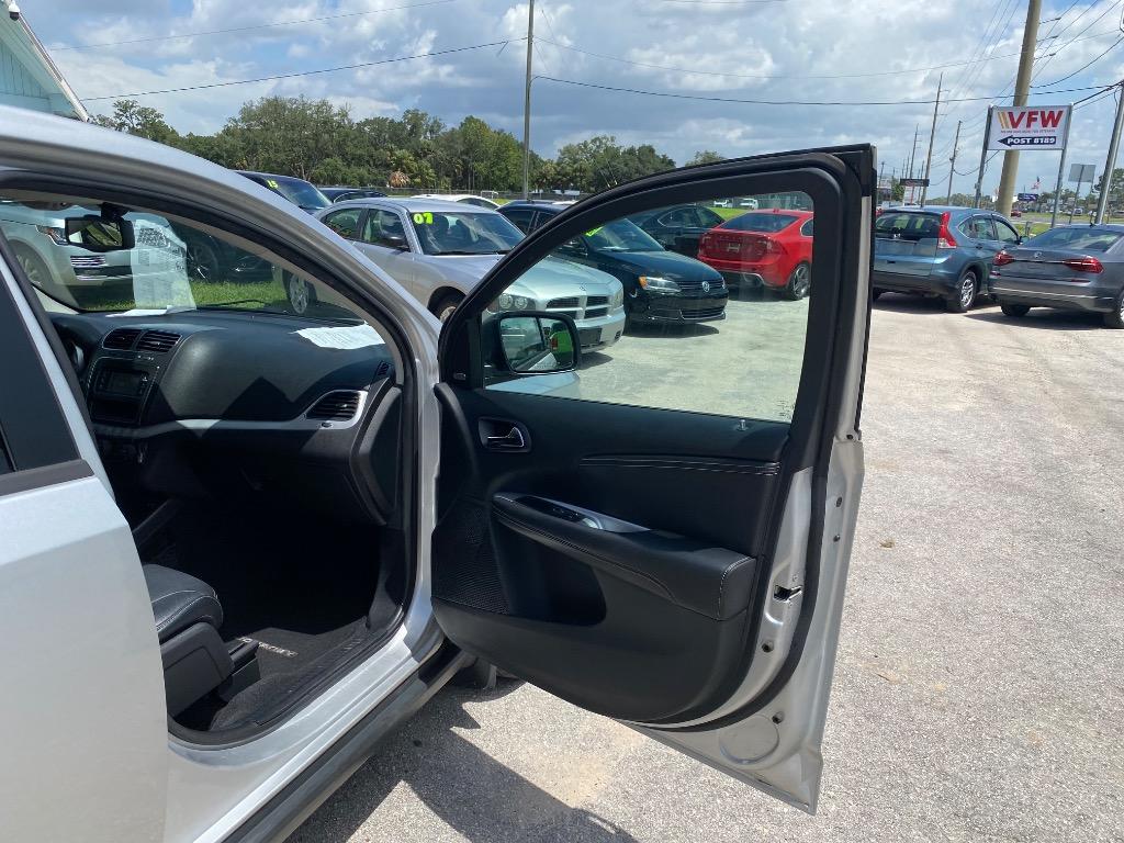 2012 Dodge Journey - $5,995