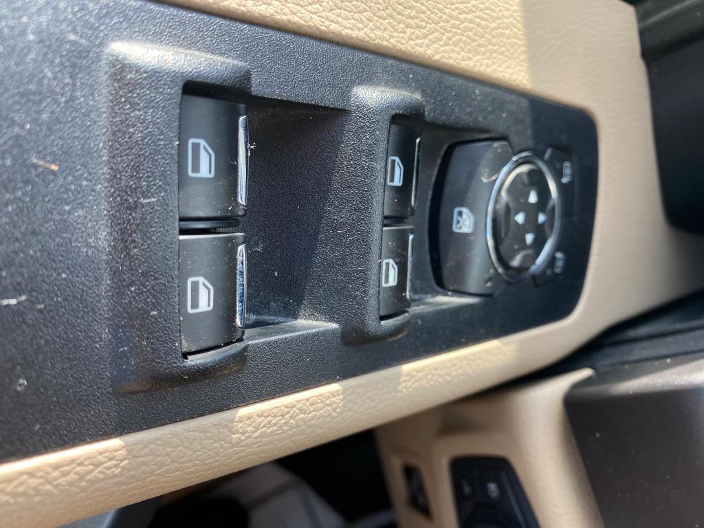 2016 Ford F150 - $15,995