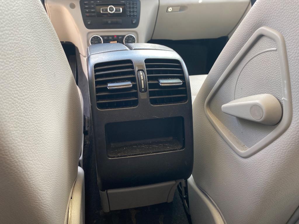 2013 Mercedes-Benz GLK-Class - $6,995