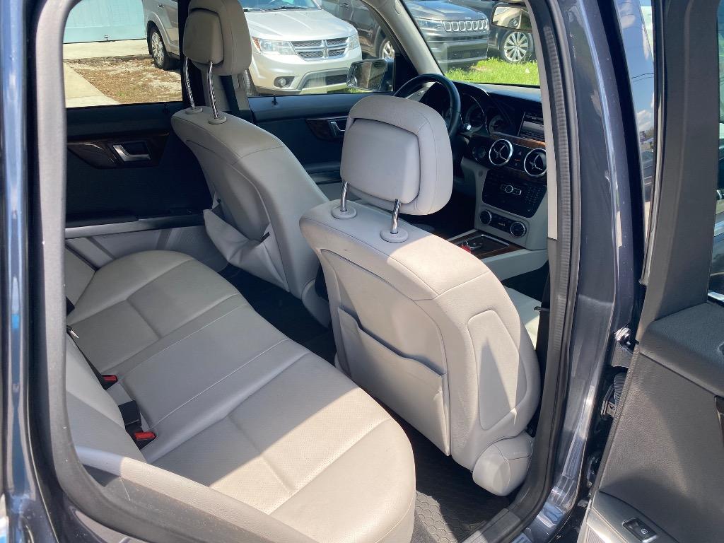 2013 Mercedes-Benz GLK-Class - $6,995