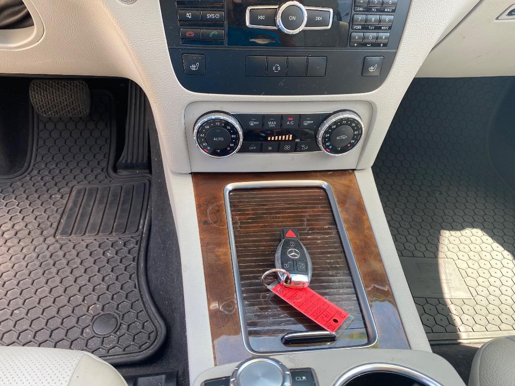 2013 Mercedes-Benz GLK-Class - $6,995