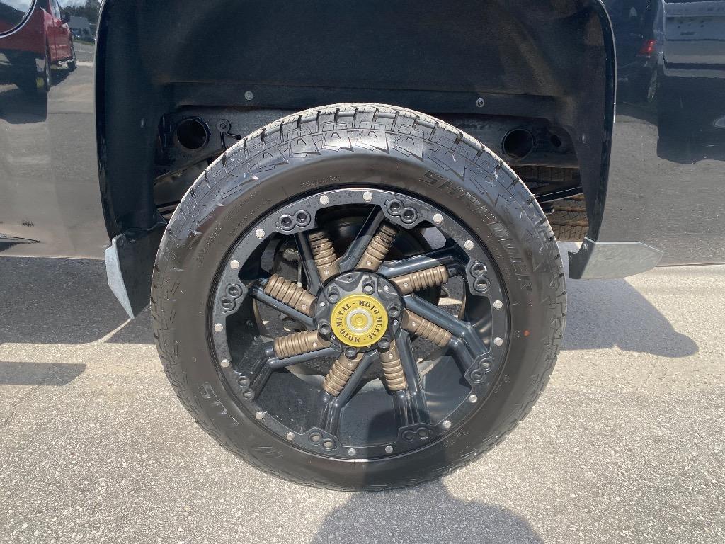 2014 Chevrolet Silverado - $16,995