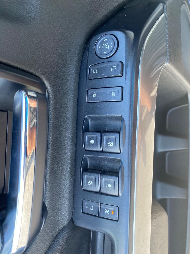 2014 Chevrolet Silverado - $16,995
