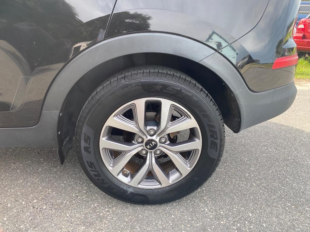 2015 Kia Sportage - $10,294