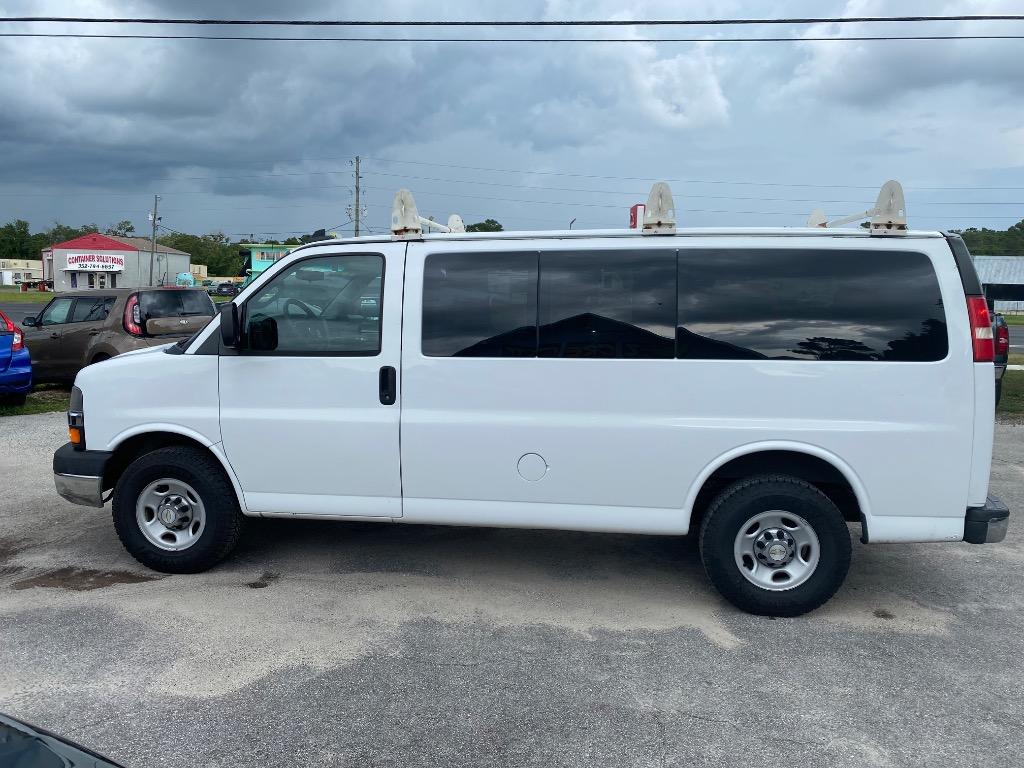2016 Chevrolet Express - $10,995