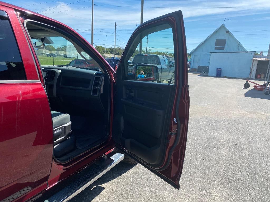 2018 Ram 1500 - $17,995