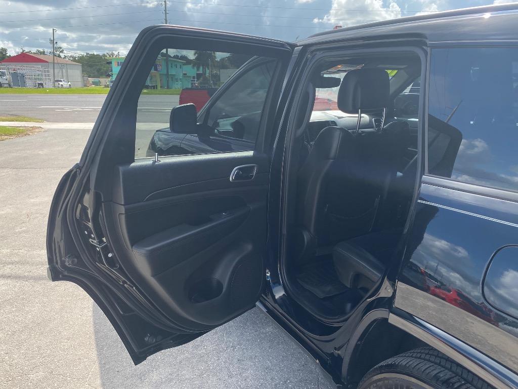 2018 Jeep Cherokee - $18,995