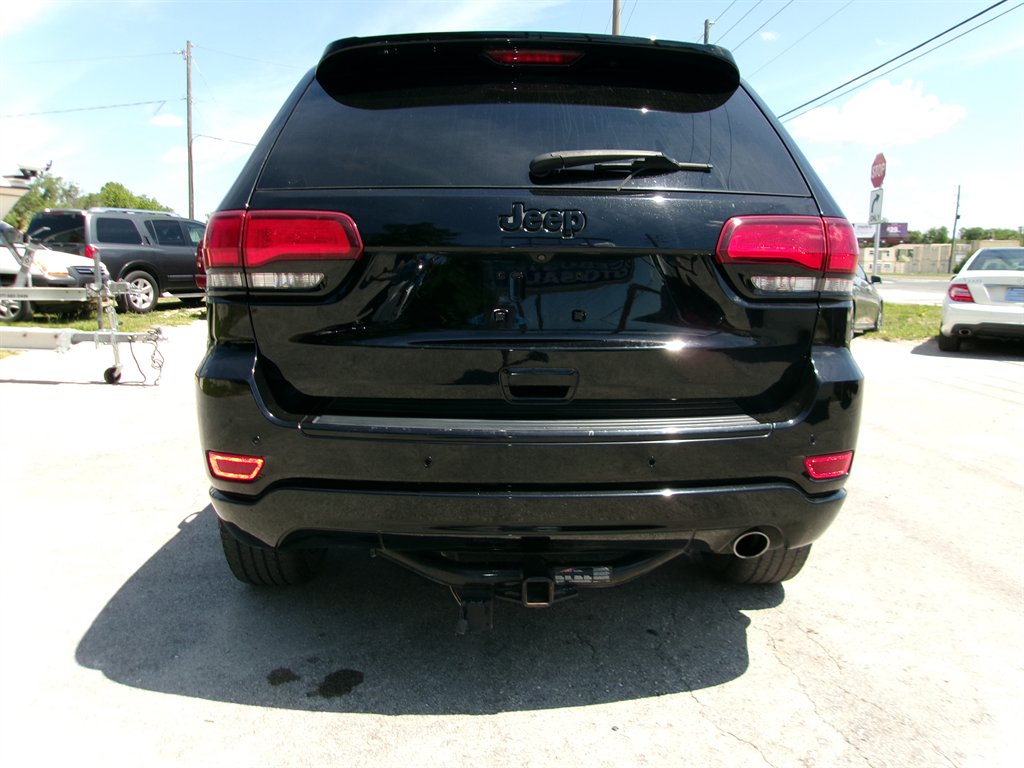 2018 Jeep Cherokee - $18,995