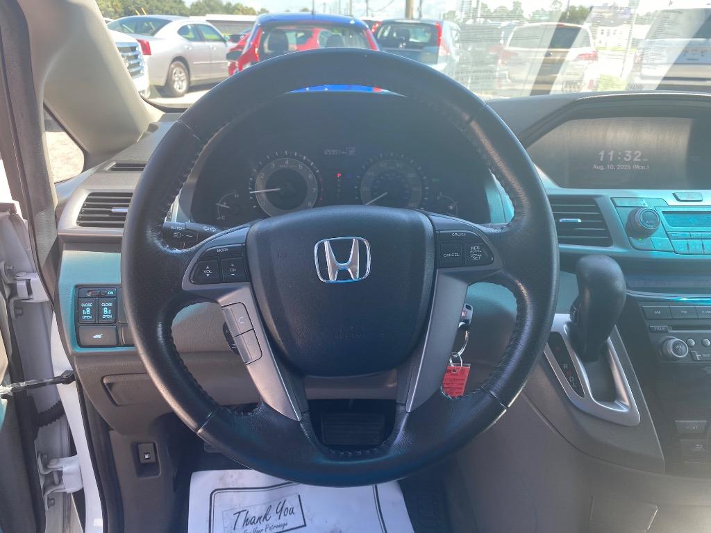2012 Honda Odyssey - $11,995