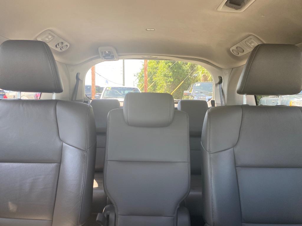 2012 Honda Odyssey - $11,995